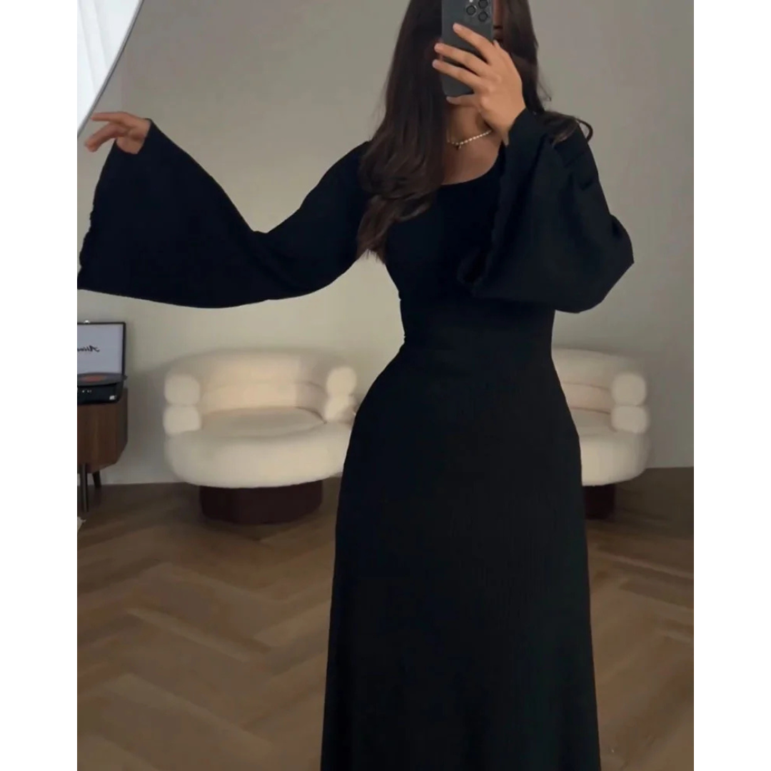 Robe en tricot côtelé pour femmes avec des manches évasées | Maxi