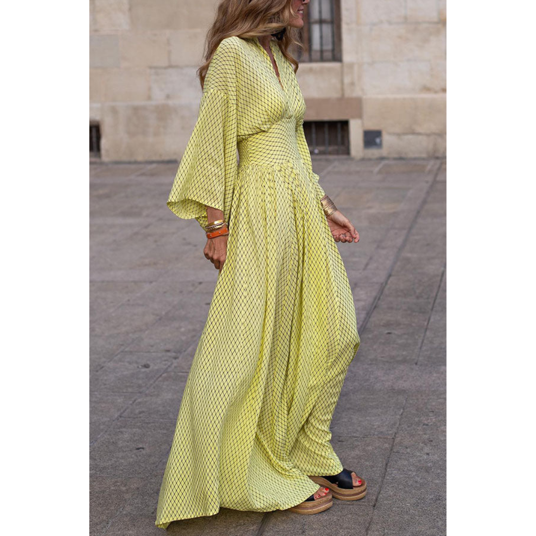Maxi Dress with Batwing Sleeves and Geometric Pattern for Women