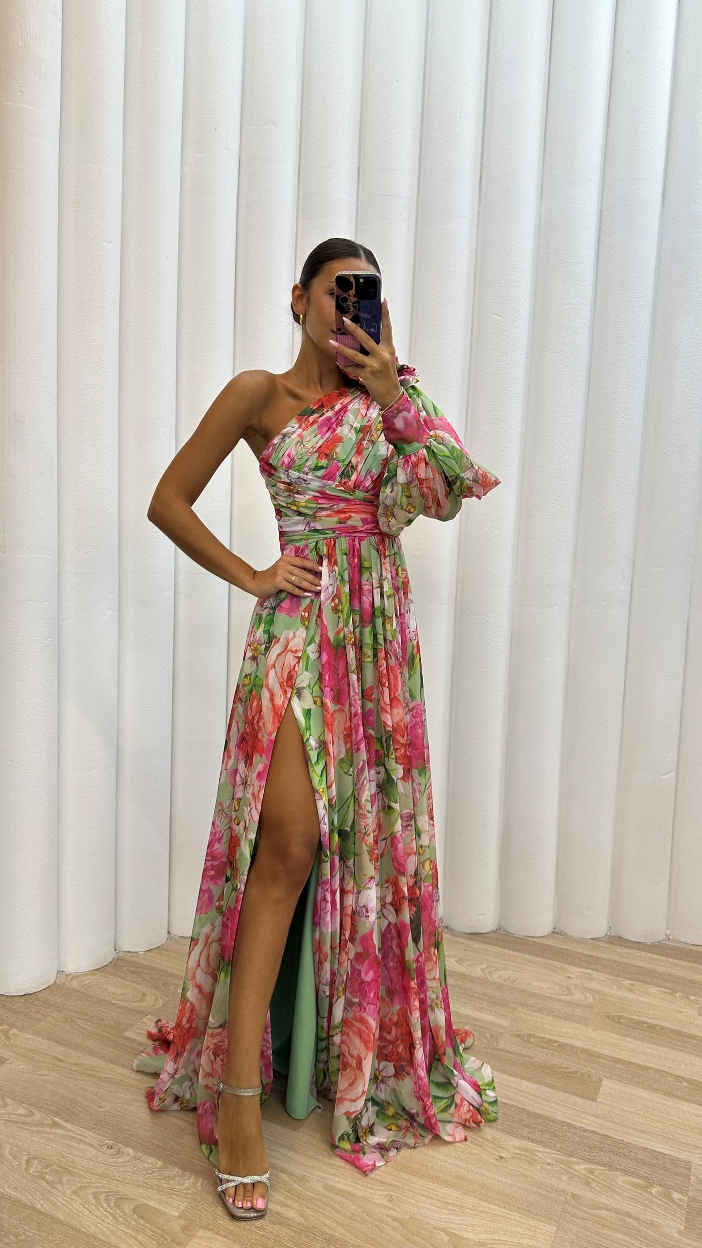 Wedding Dress with High Slit and Flowers for Women | Maxi