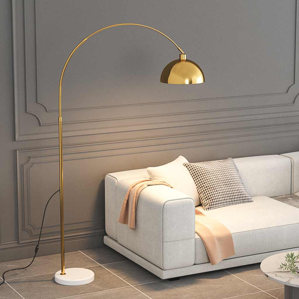 Lampadaire moderne en arc avec dôme de pêche, noir / or