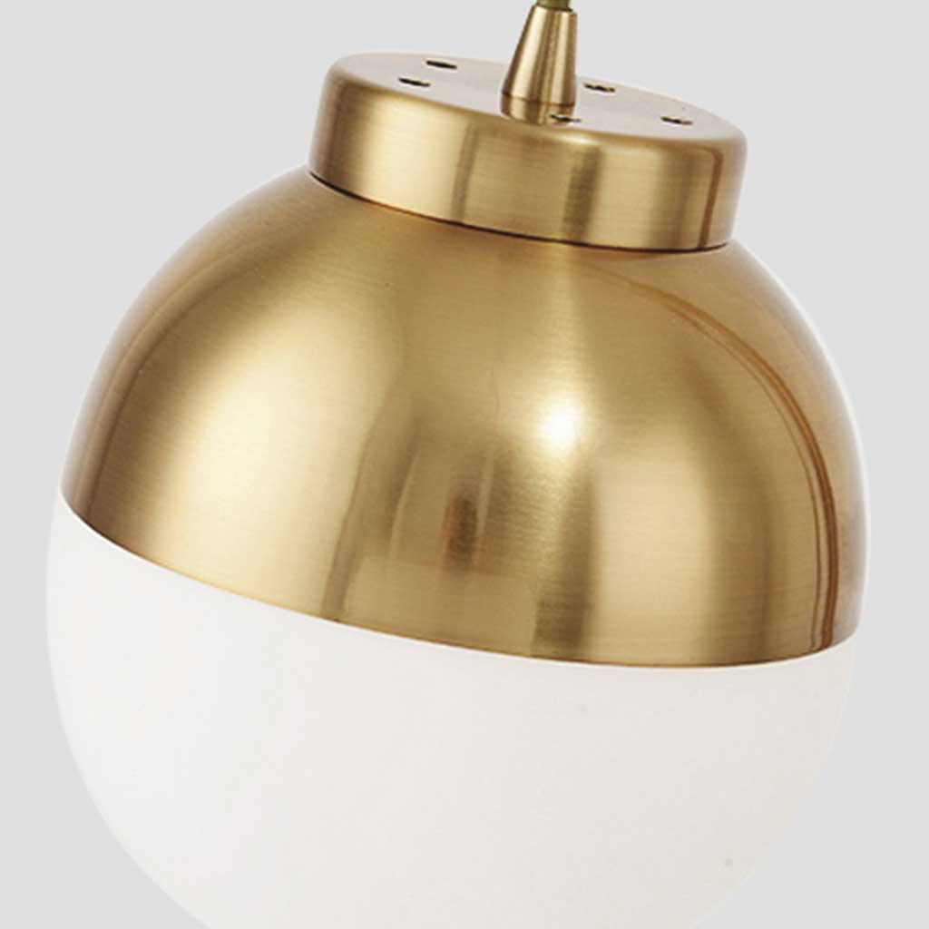 Lampe sur pied en fer doré avec globe en verre courbé nordique