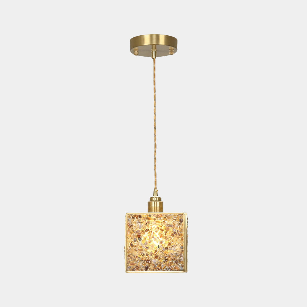 Suspension lumineuse colorée en laiton avec cristaux en forme de cube carré