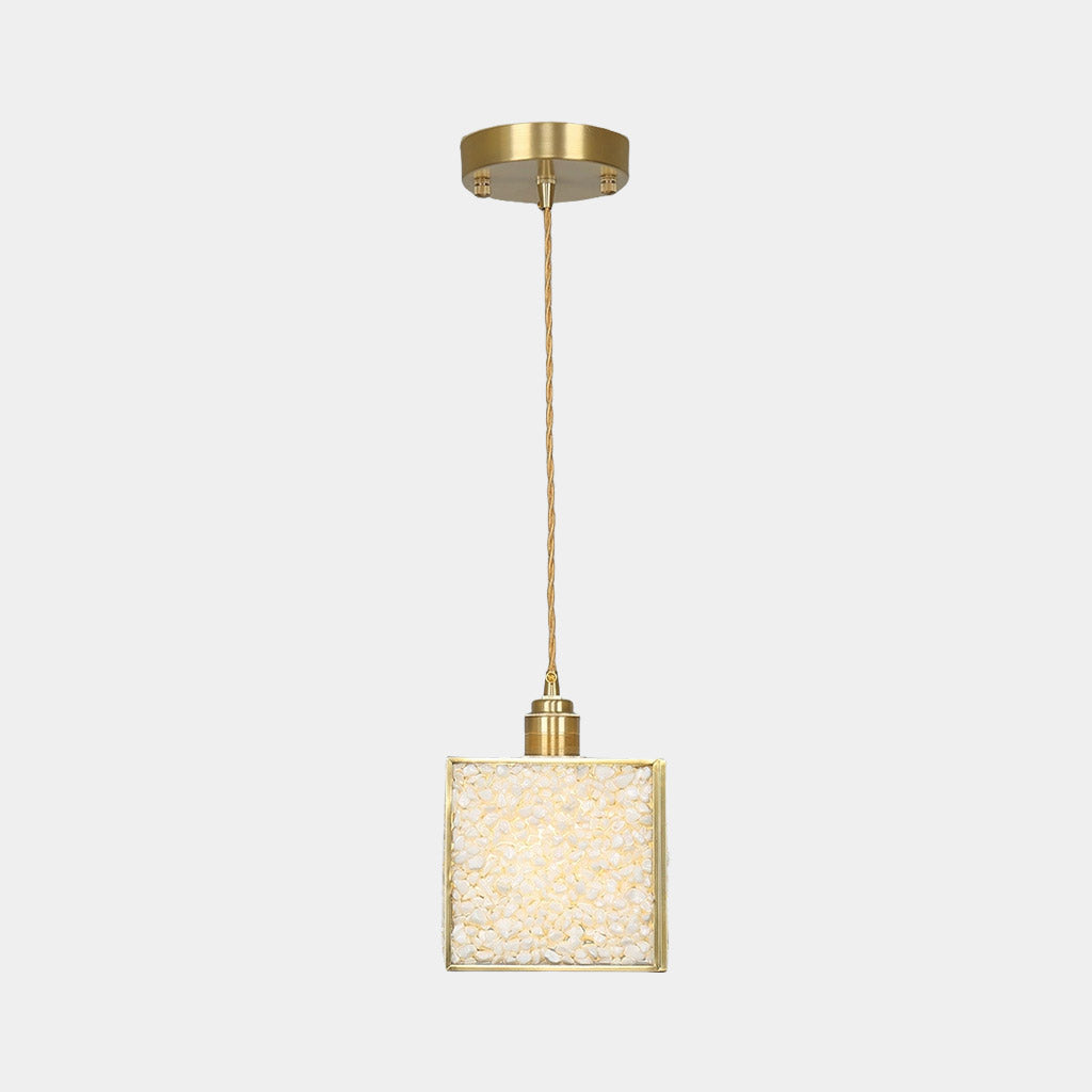 Suspension lumineuse colorée en laiton avec cristaux en forme de cube carré