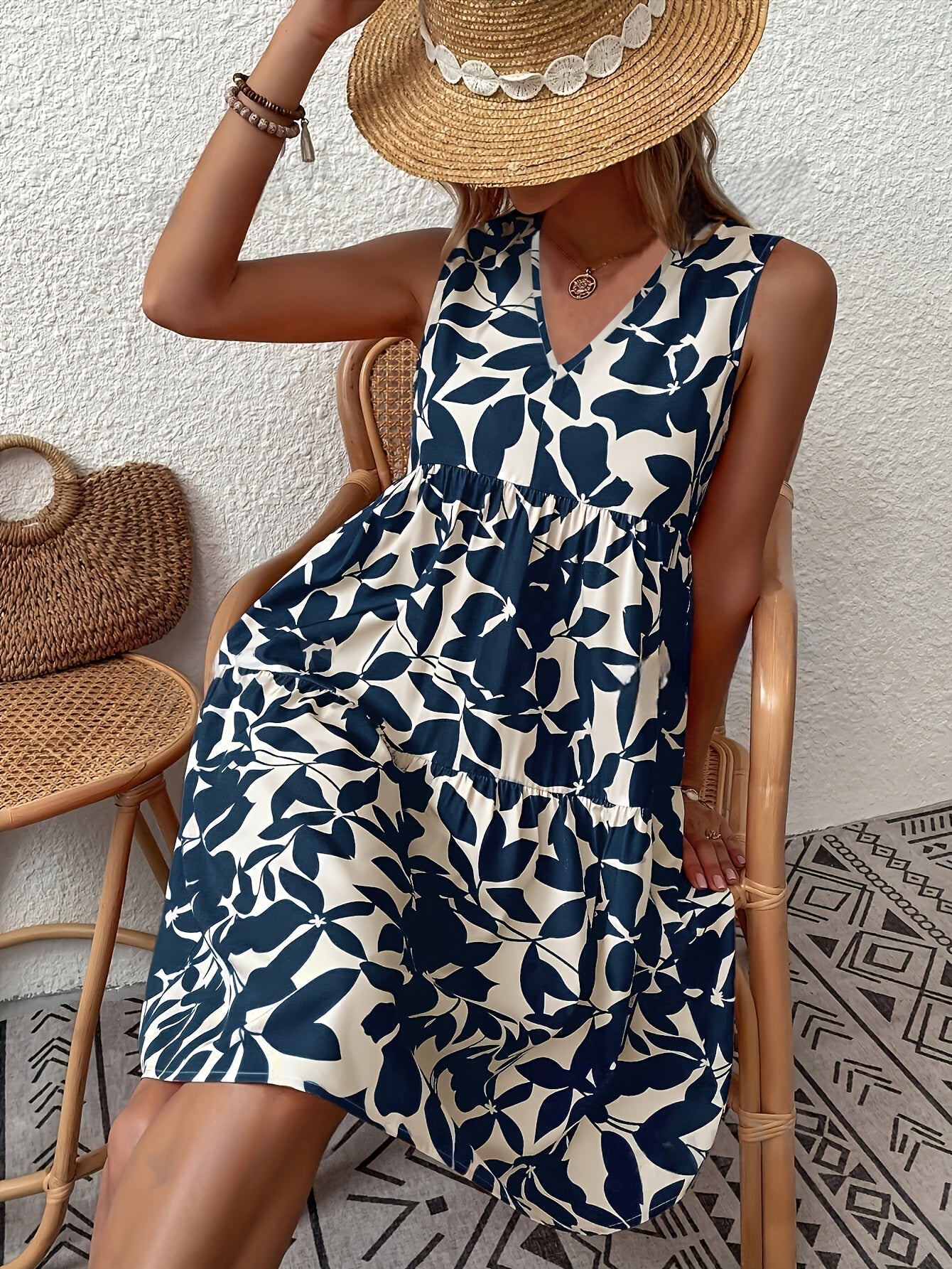 Christabel | Robe débardeur à décolleté en V avec imprimé botanique