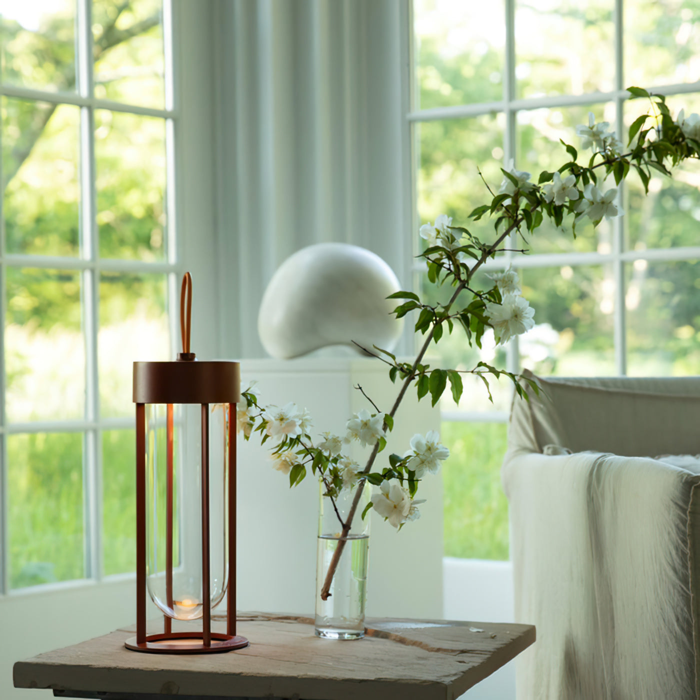 LumiBreeze - Compact Table Lamp with Dimmable LED