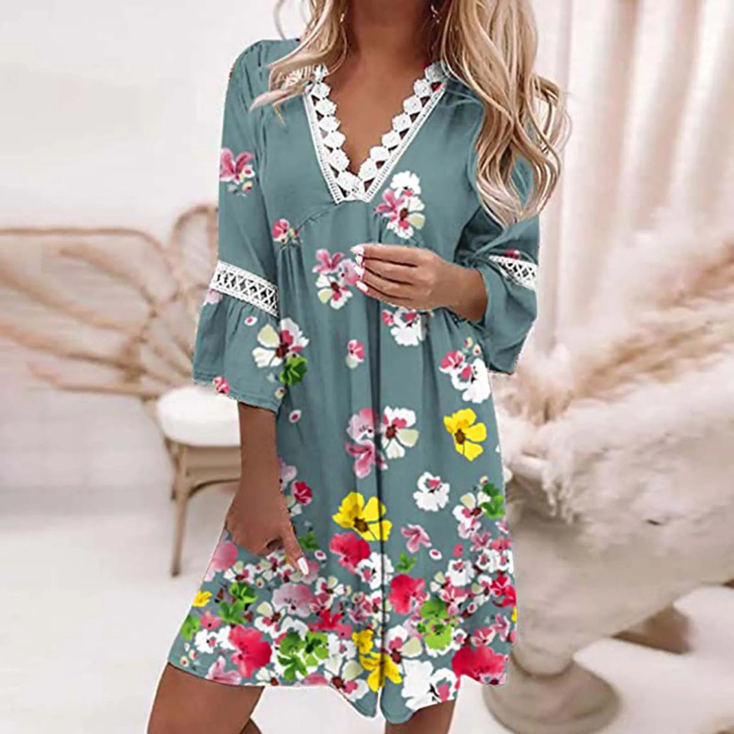 Cassandra | Robe d'été à fleurs aérées