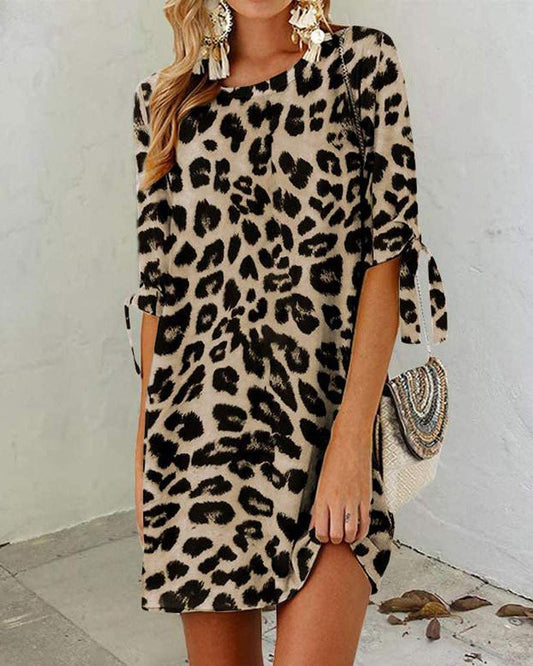 Deacona | Women's Dress with Round Neck Leopard Print