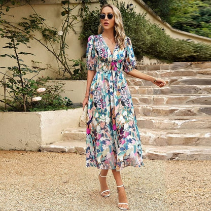 Simone | Robe élégante imprimée avec décolleté en V