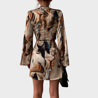 Brigitte | Robe portefeuille avec imprimé marbré abstrait