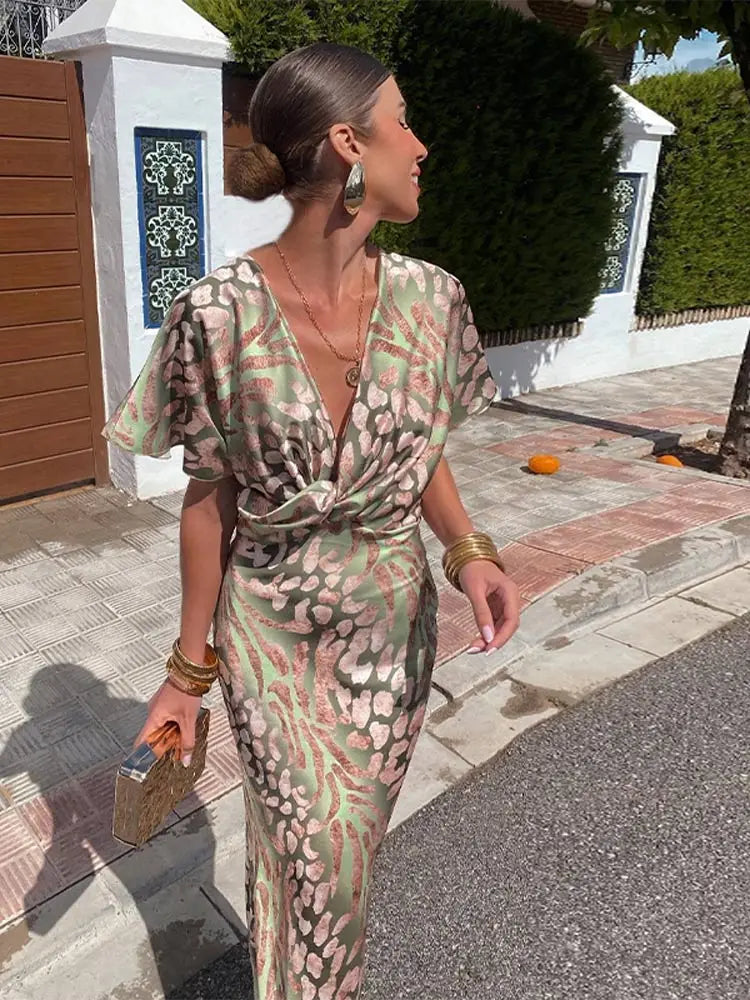 Cosima | Robe femme avec décolleté en V