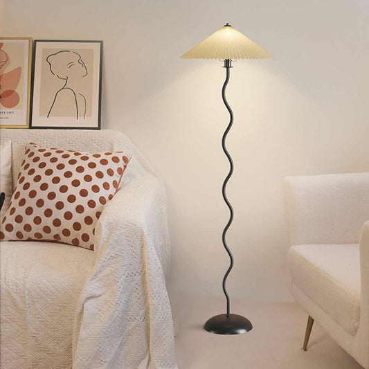 Lampe sur pied vintage ondulée avec abat-jour en tissu blanc plissé