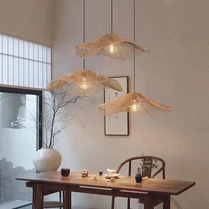 Suspension en rotin tissé japonais