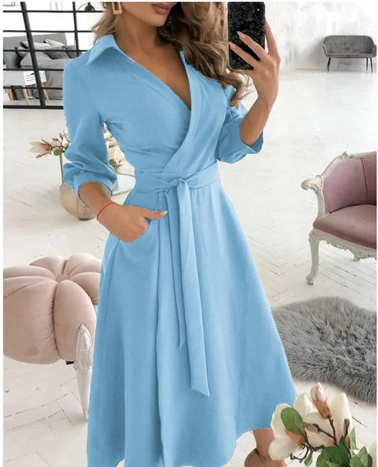 Aubrellia | Robe portefeuille avec bretelles