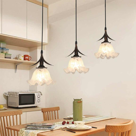 Suspension contemporaine en bronze avec verre blanc en forme de fleur