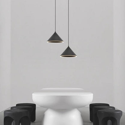 Suspension Nordique Simple Cône LED Multicolore