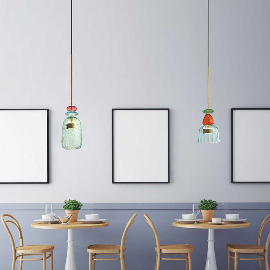 Suspension scandinave en vitrail coloré