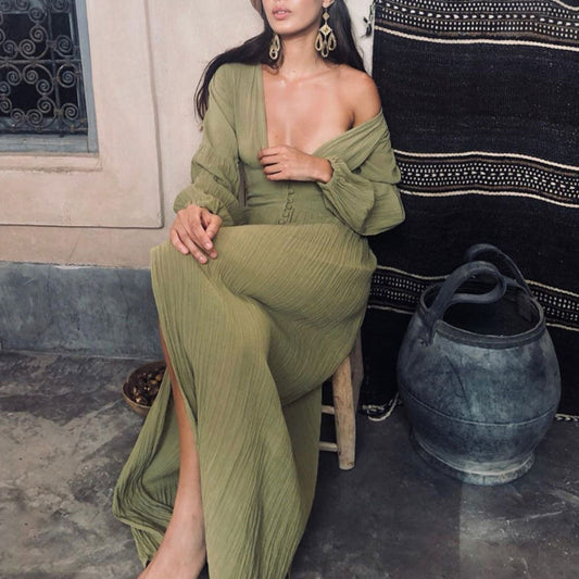 Nevaeh | Casual dress with V-neckline, long skirt and pleats at the waist for women