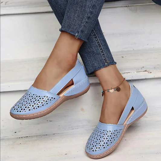 Chaussures à Enfiler Confortables pour Femmes | Élégantes