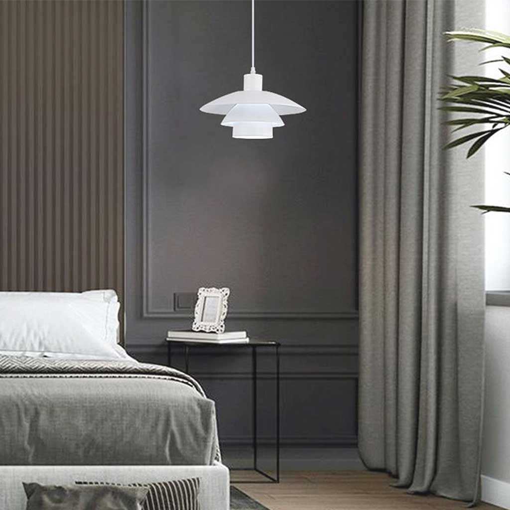 Suspension moderne iconique en aluminium avec 3 abat-jours pour salle à manger, blanc