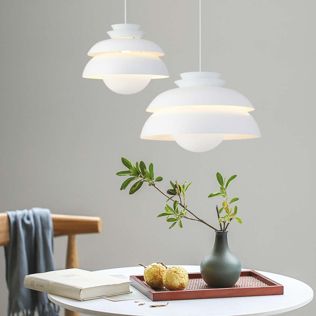 Suspension de style scandinave avec abat-jour blanc