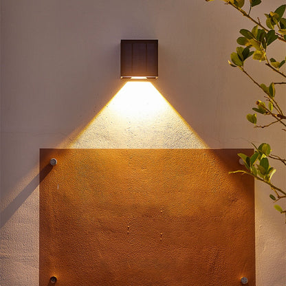 EcoGlow - Lampe solaire extérieure économe en énergie