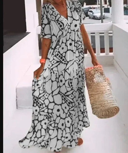 Pauline | Elegant dress with floral print