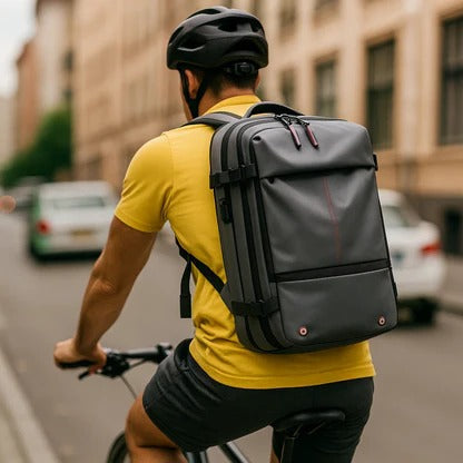 Sac à dos structuré avec système de compression interne
