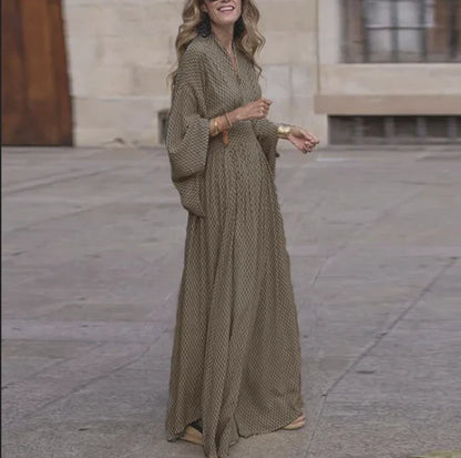 Maxi Dress with Batwing Sleeves and Geometric Pattern for Women