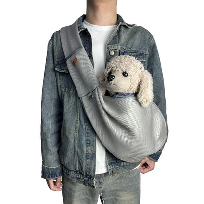 Lightweight and breathable shoulder bag for dog