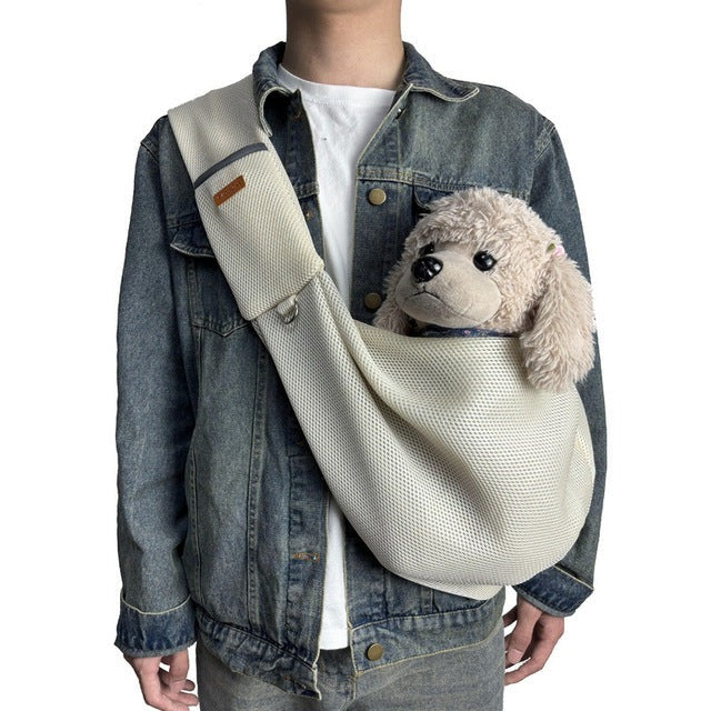 Lightweight and breathable shoulder bag for dog