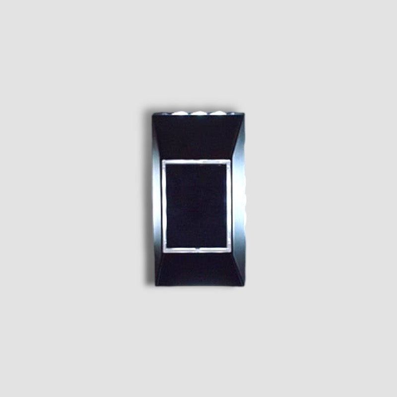 StepBright - Éclairage de Marche Solaire Étanche avec Capteur Intelligent