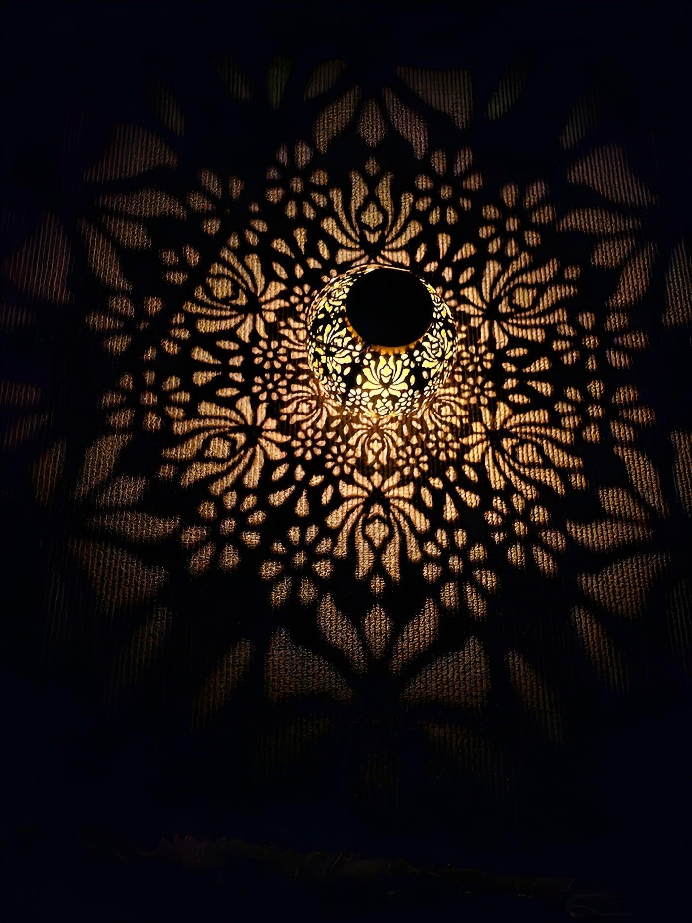 EcoLight | Lampe Suspendue Solaire Étanche avec Éclairage LED