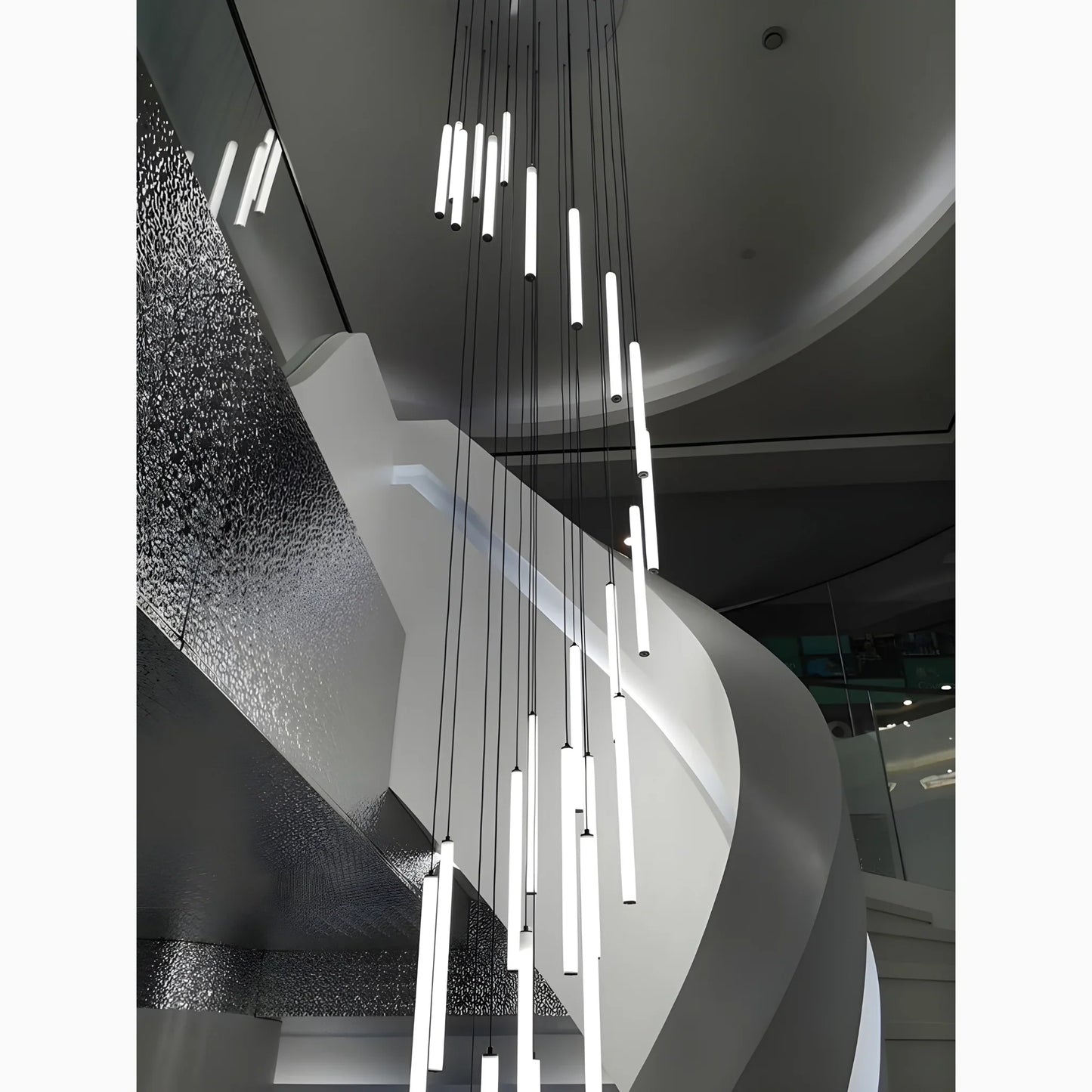 ElevateGlow - Lustre Spiral Vertical Luxe for Staircase