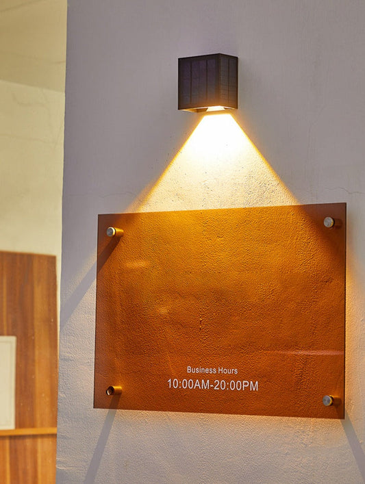 EcoGlow - Lampe solaire extérieure économe en énergie